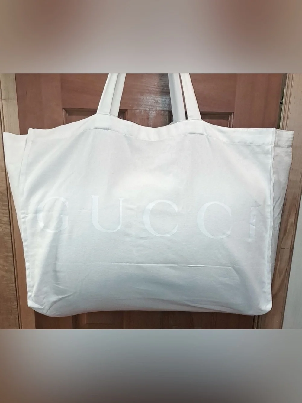 Gucci White Oversized Canvas Tote with Subtle Logo